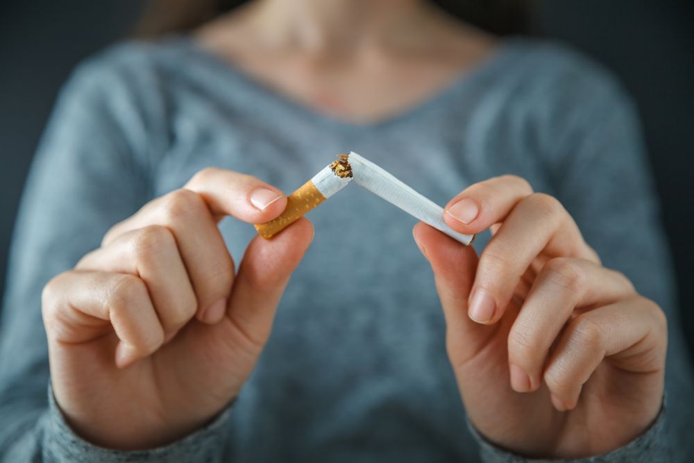 Exploring the Link Between Smoking and AMD: Facts and Risks