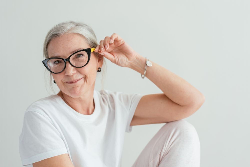 Eye Health and Hormones: How Menopause and Hormonal Changes Can Affect the Retina